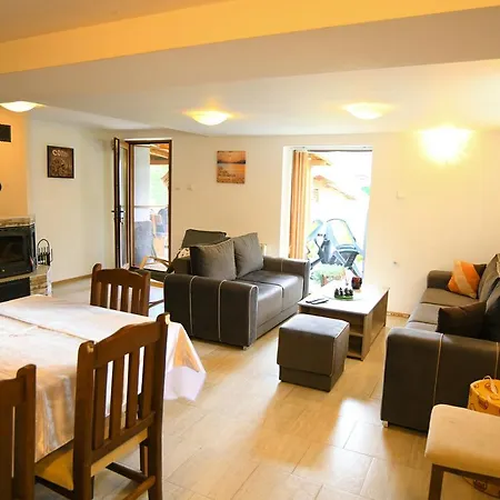 Holiday home “ния”