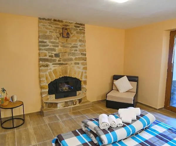 Holiday home “ния” *